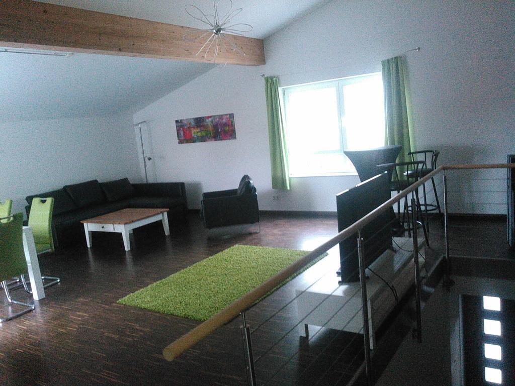 Ferienwohnung Zum Kletterturm Кауфбойрен Экстерьер фото